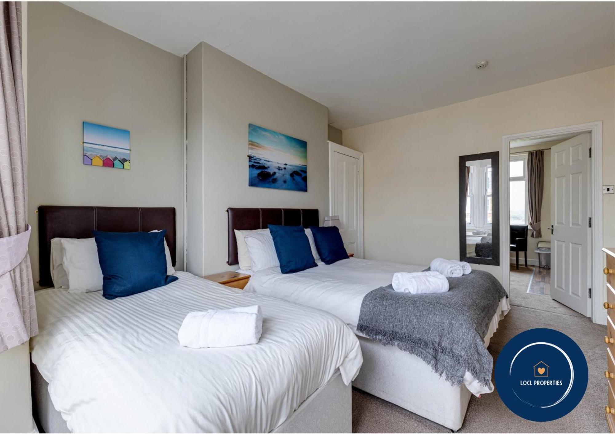 45 The Square Holiday Apartments Scarborough Extérieur photo