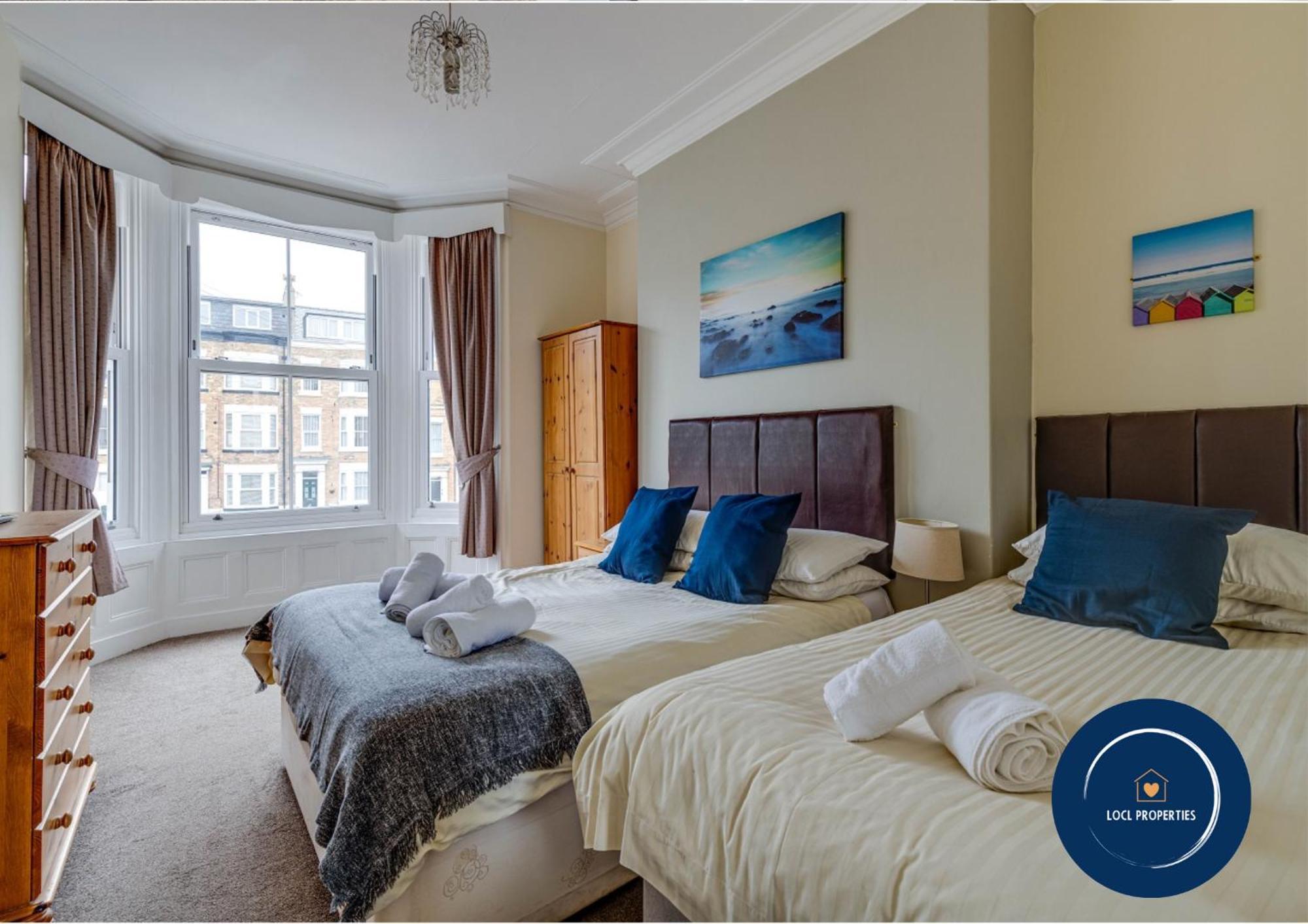 45 The Square Holiday Apartments Scarborough Extérieur photo